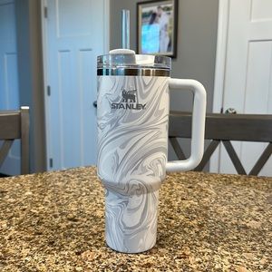 Stanley 40 oz gray swirl cup